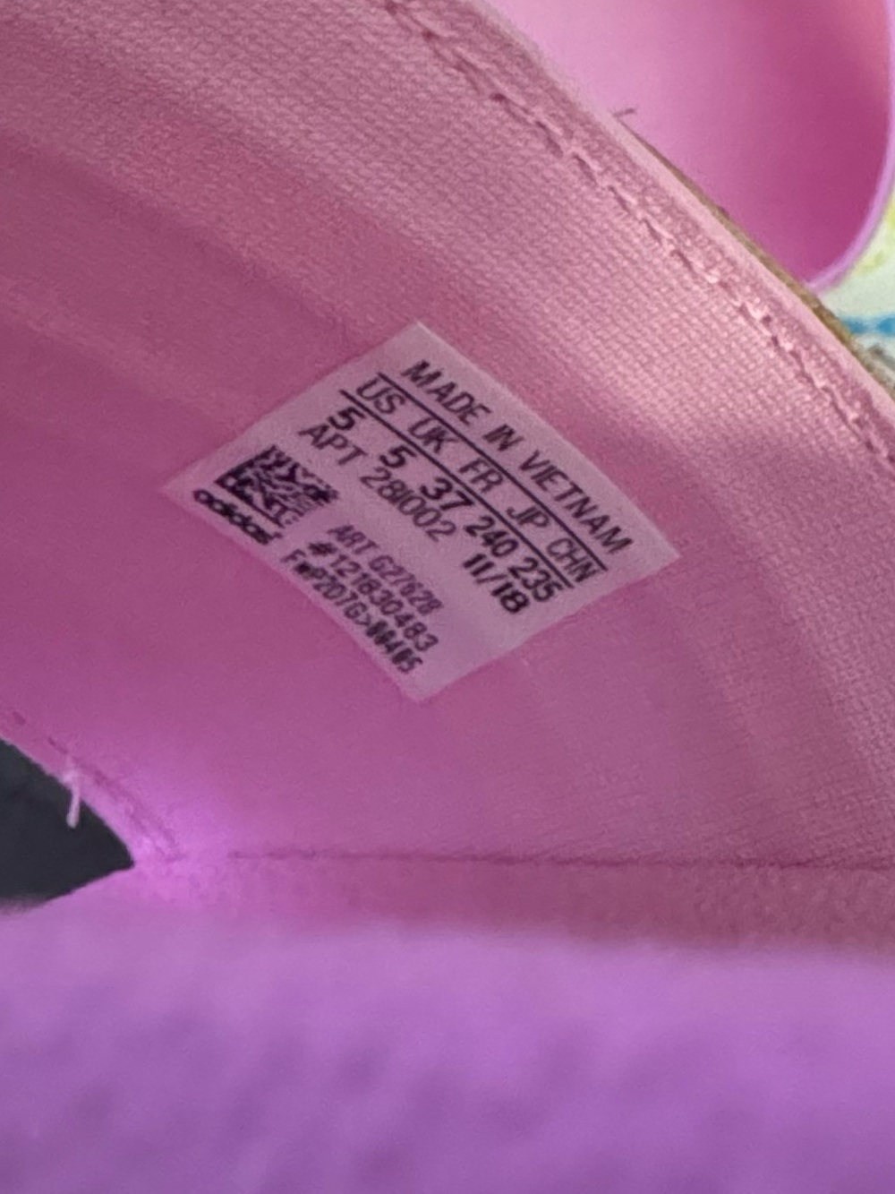 Customized adidas slides - Picture 4 of 6
